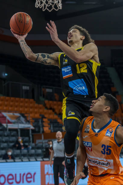 上的延伸 上的延伸