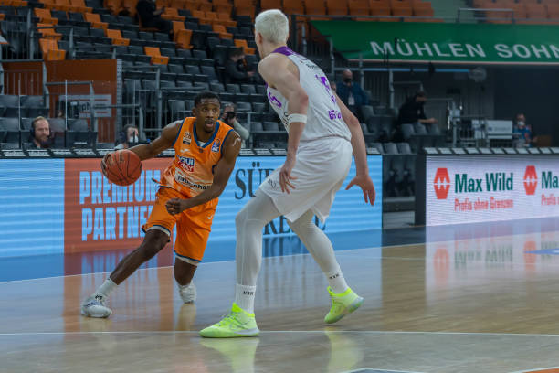 队几乎每遇 队几乎每遇